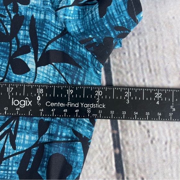 Pendleton Floral 100% Silk Top Blouse Women’s 10 Blue Floral Ruffles Button Up - Picture 6 of 7